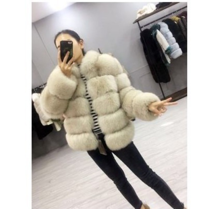 Vrouwelijke kleding van Europe - Winter Clothing Manufacturers recensie en prijs